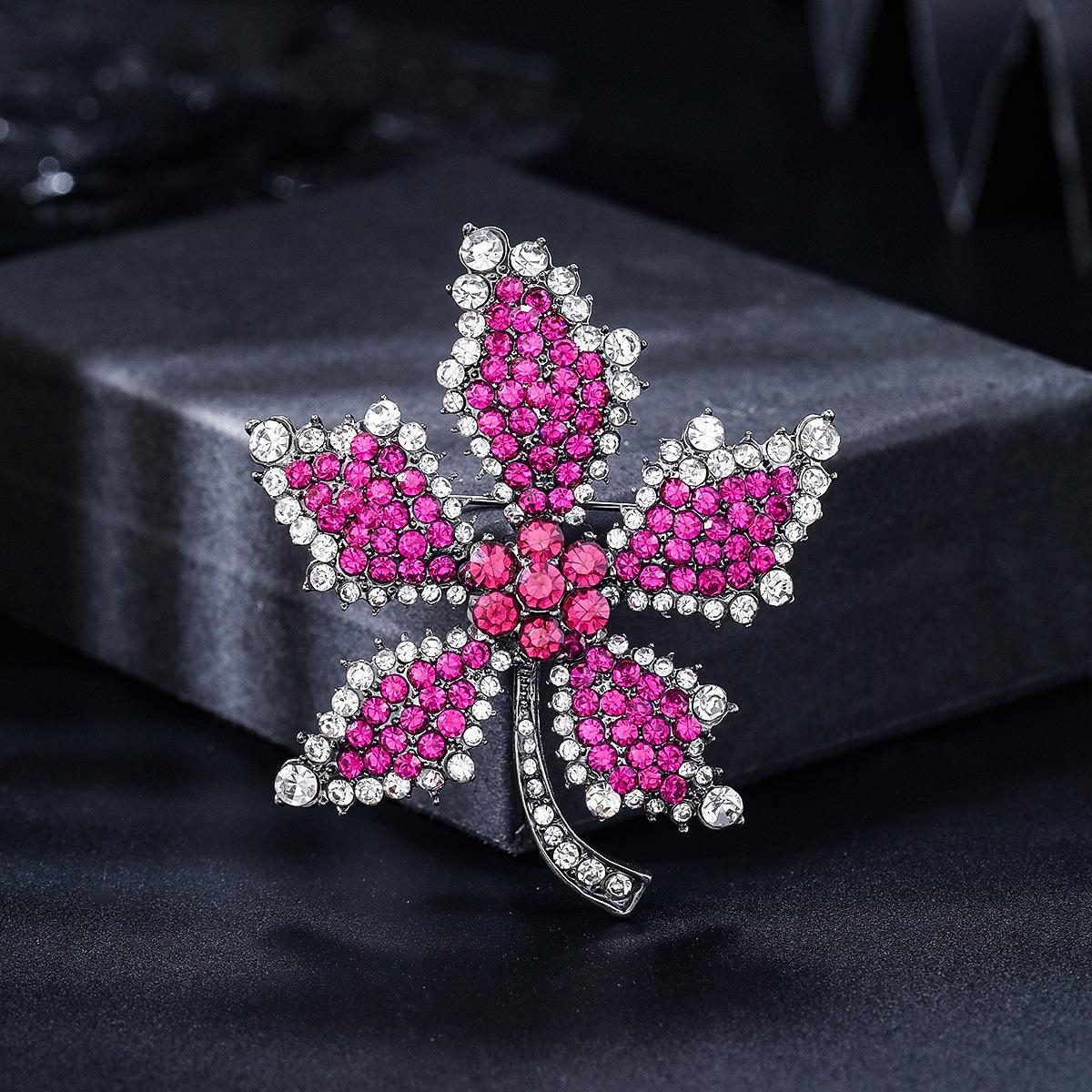 

Винтажная брошь «Кленовый лист» для женщин, летняя металлическая булавка, аксессуары для одежды, мужская шляпа, фиксированная декоративная подвеска