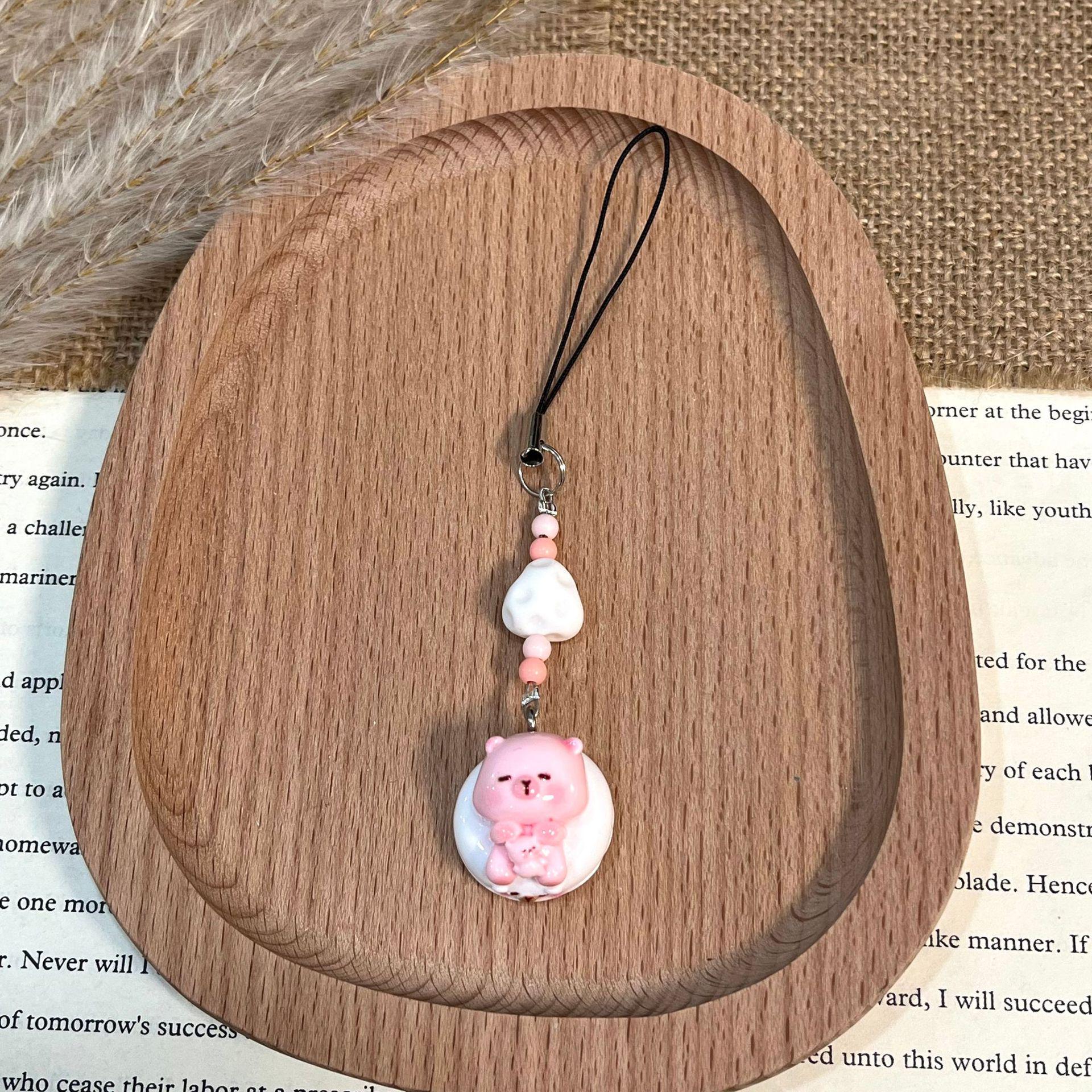 Capybara 3D Keychain with Cute Pendant & Lanyard белый