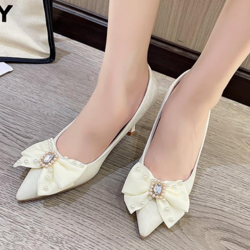 Móda Nejnovější Popelčiny boty Kamínkové vysoké podpatky Dámské lodičky Špičatá špička Dámské křišťálové společenské svatební boty Zapatillas Mujer