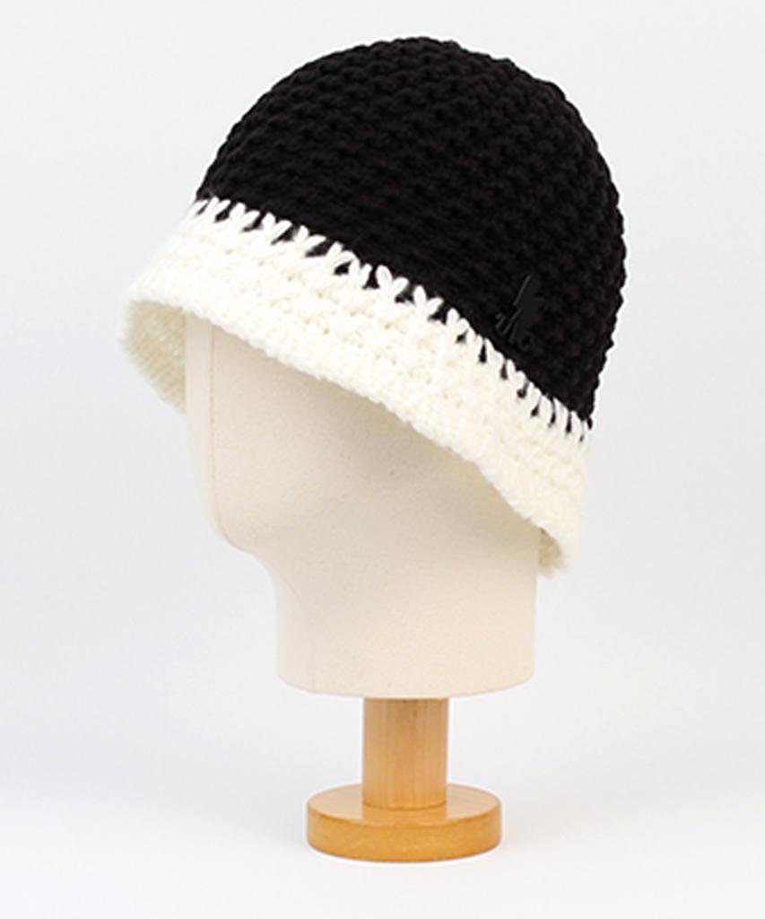 Two-Tone Black Knit Bucket Hat