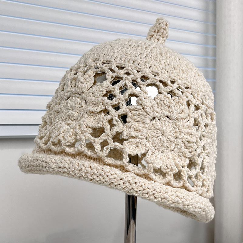 New hand-crocheted hollow flower headgear women's autumn breathable face small versatile knitted Mori literary hat