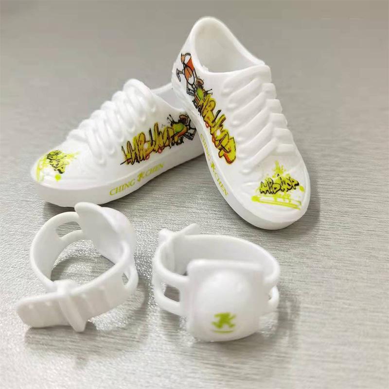 Mini Finger Skateboard Toy Set: Shoes, Knee Pads, Clothing & Blue Harem Pants
