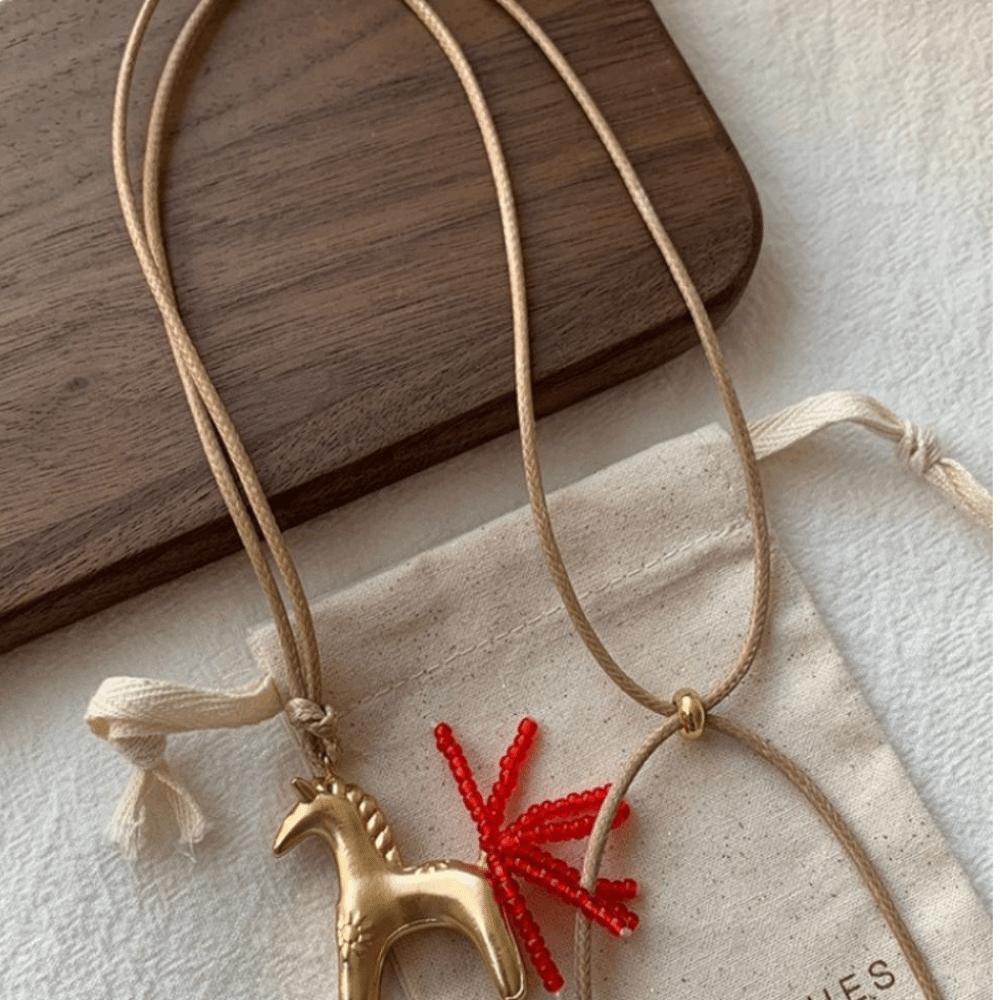 Long Wax Rope Necklace Horse PU Leather Necklace Retro Pony Pendant Necklace  Decoration