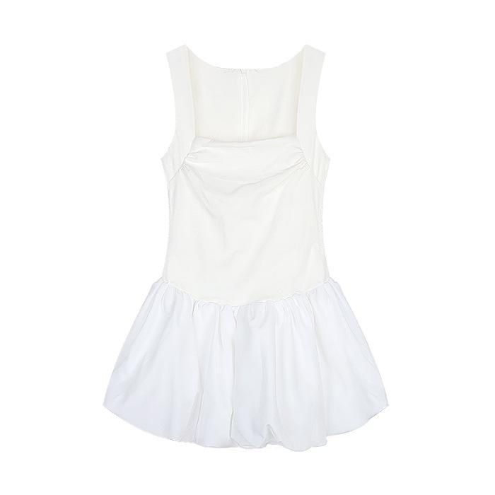 Ballettstil Weißes Trägerkleid für Damen Im Sommer Neuer Stil Schmaltaillierter A-Linien-Rock Um Sie Schlank und Flauschig Aussehen Zu Lassen Kurzer Rock