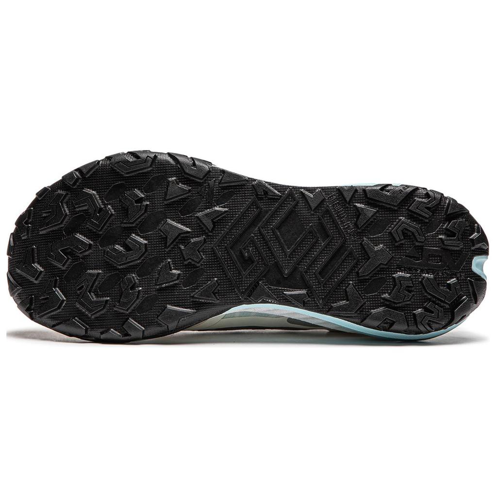 Li Ning Lu Ban Technology Low Top Running Shoes Women Sneaker Off-White ARNU004-1
