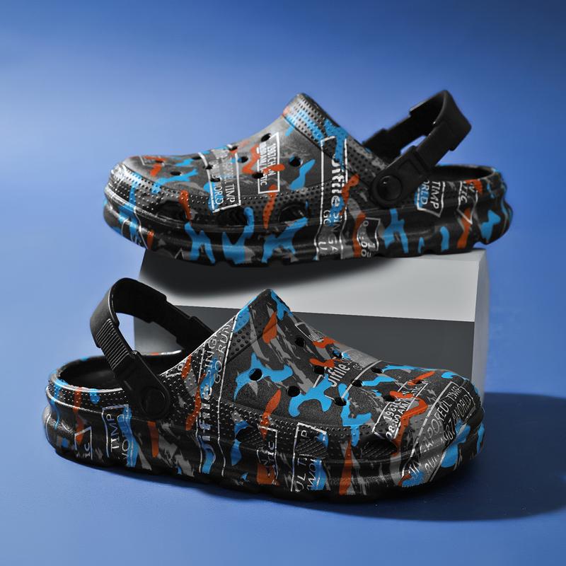 Fashion Brand Summer Men Women Sandals Thick Bottom Home Slides Clogs Soft EVA Platform Garden Shoes Unisex Beach Hole Sandals Slippers