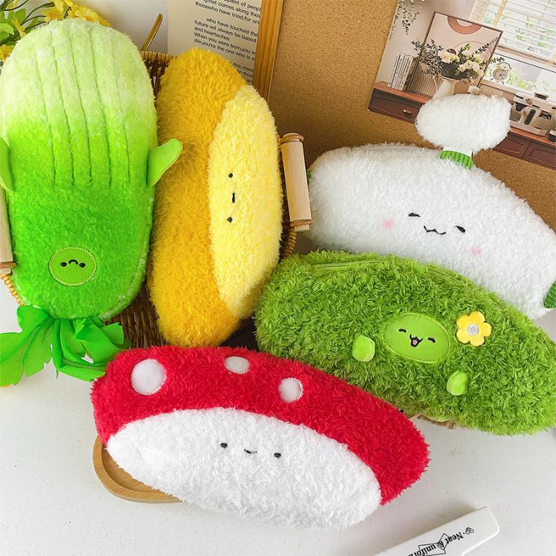 Cute Cartoon Plush Vegetable Fruit Pencil Case Cute Banana Broccoli Garlic Plush Multifunctional Large Capacity Stationery Bag