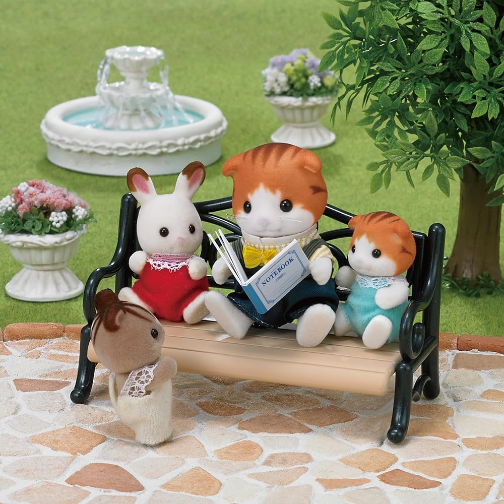 EPOCH Sylvanian Families Maple Cat Family Doll Set with Accessories, 3 Figures, Collectible Toy