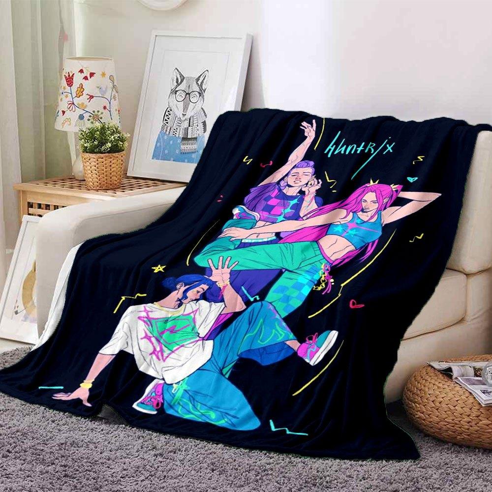 

1pc Hunter X Kopo group - Themed Flannel Blanket - Suitable for Bed, Home Decor, Graduation Gifts, Easter, Back to School, ChristmasA95 80cmx120cm(31inx47in)