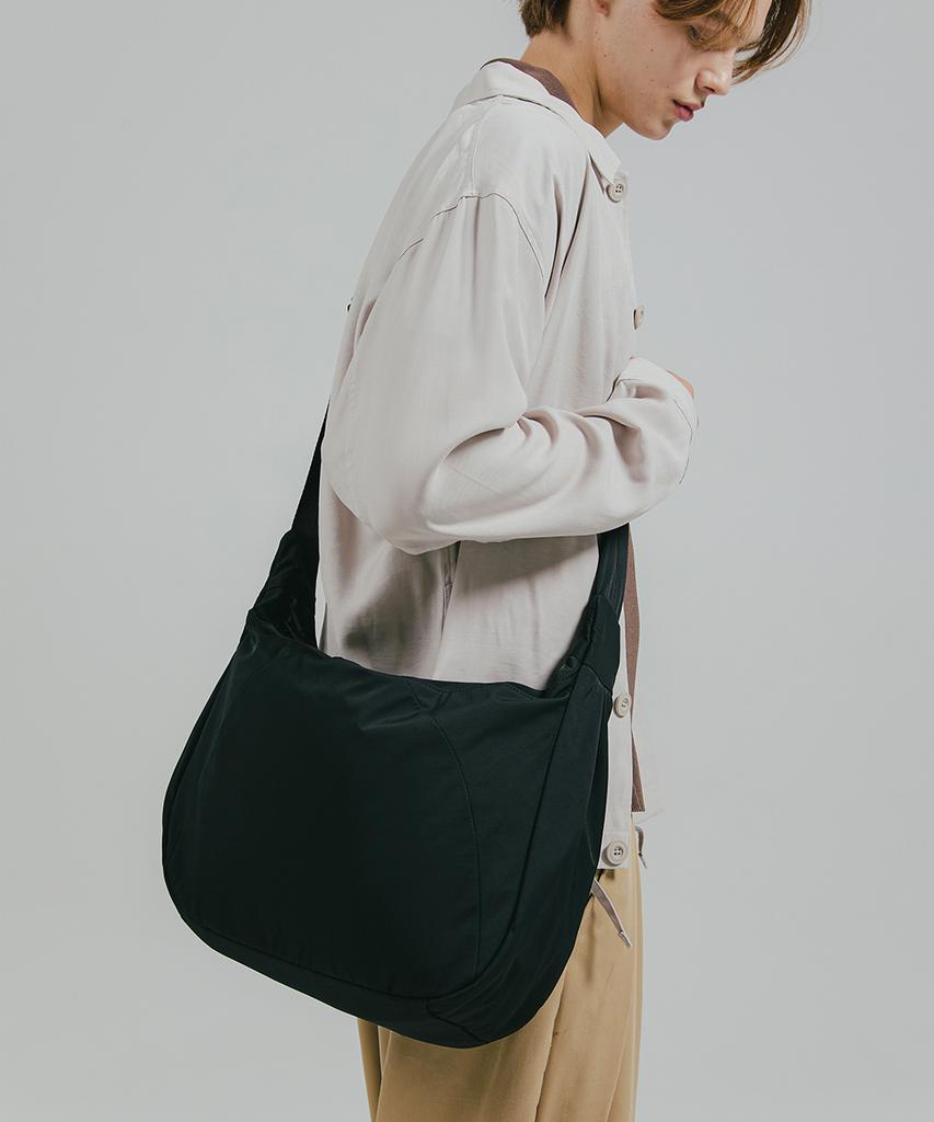 Beipril Df Mark Messenger Bag (Black)