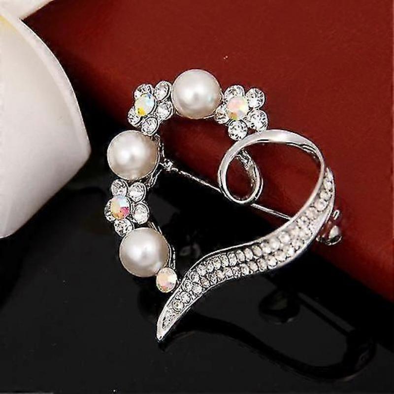 Heart Shaped Diamond Brooch Women'S Versatile Pearl Brooch Brooch