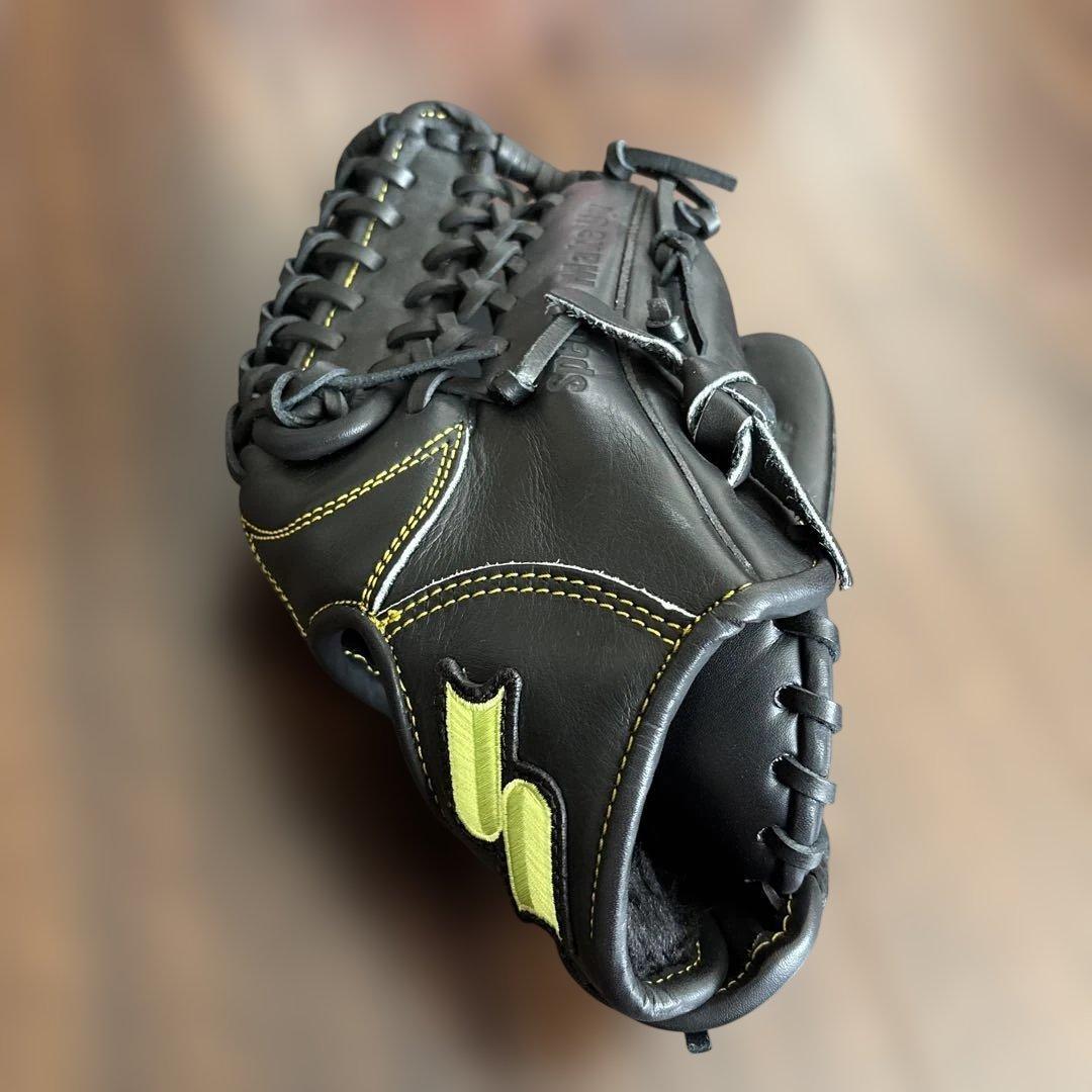 Used SSK s Special Make Up series softball boys gloves for right-handed