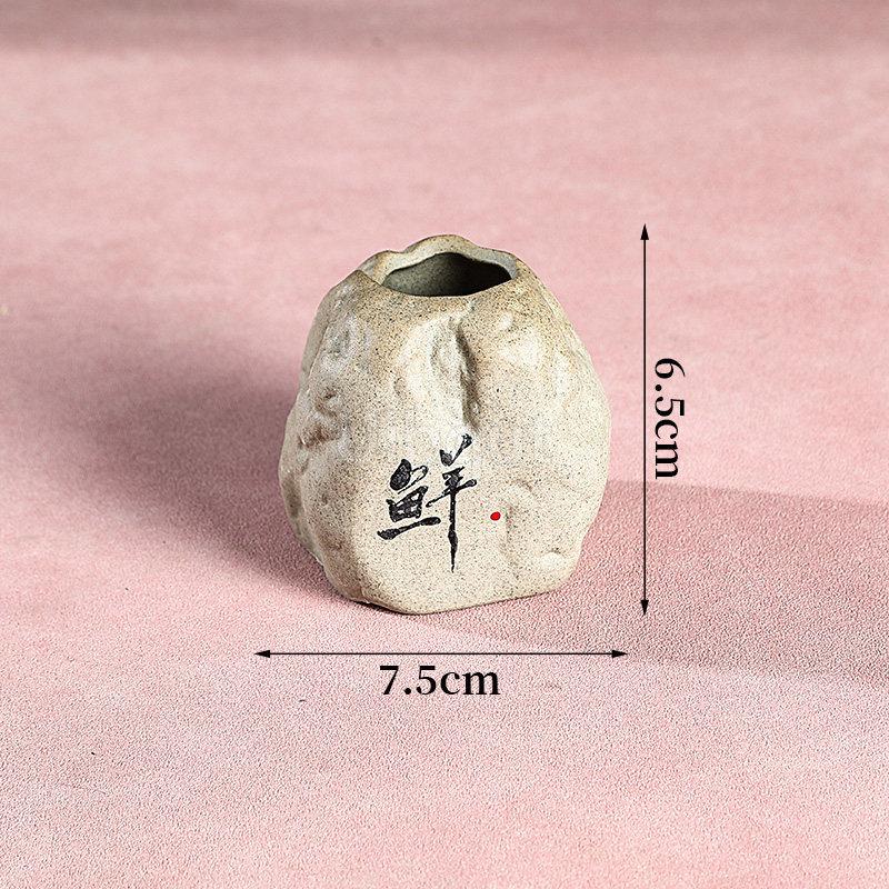 Sushi shop Restaurant decoration sashimi Salmon garnish bottle Dry ice small pot ice cup Wine bottle Japanese creative ceramic