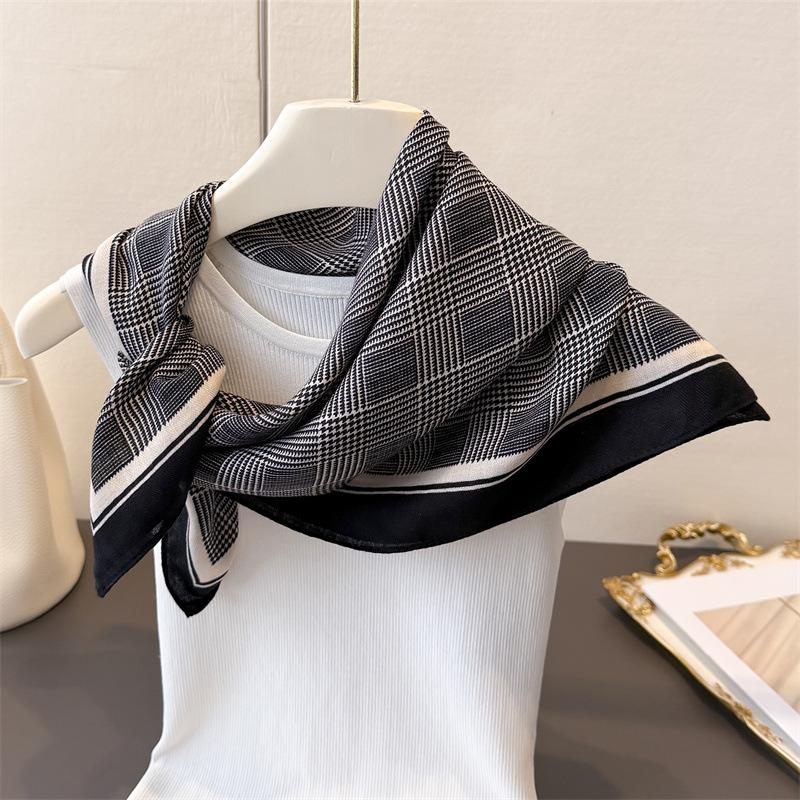 Classic Plaid Herringbone Pattern Cotton And Linen Small Square Scarf Silk Scarf Imitation Velvet Headscarf Shawl Sun Protection Scarf