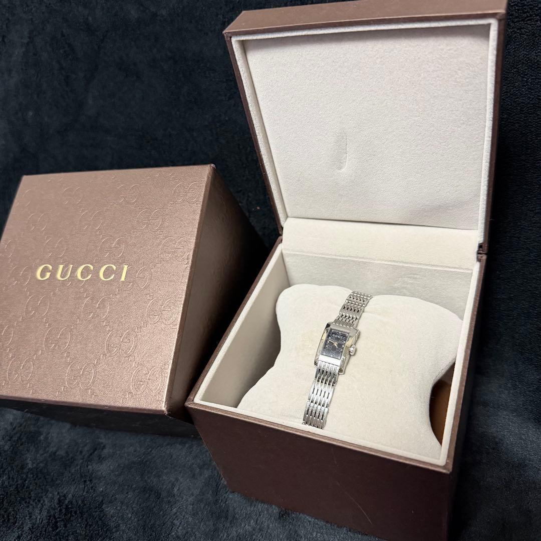 Used Gucci GUCCI 8600L ladies watch wristwatch in operation
