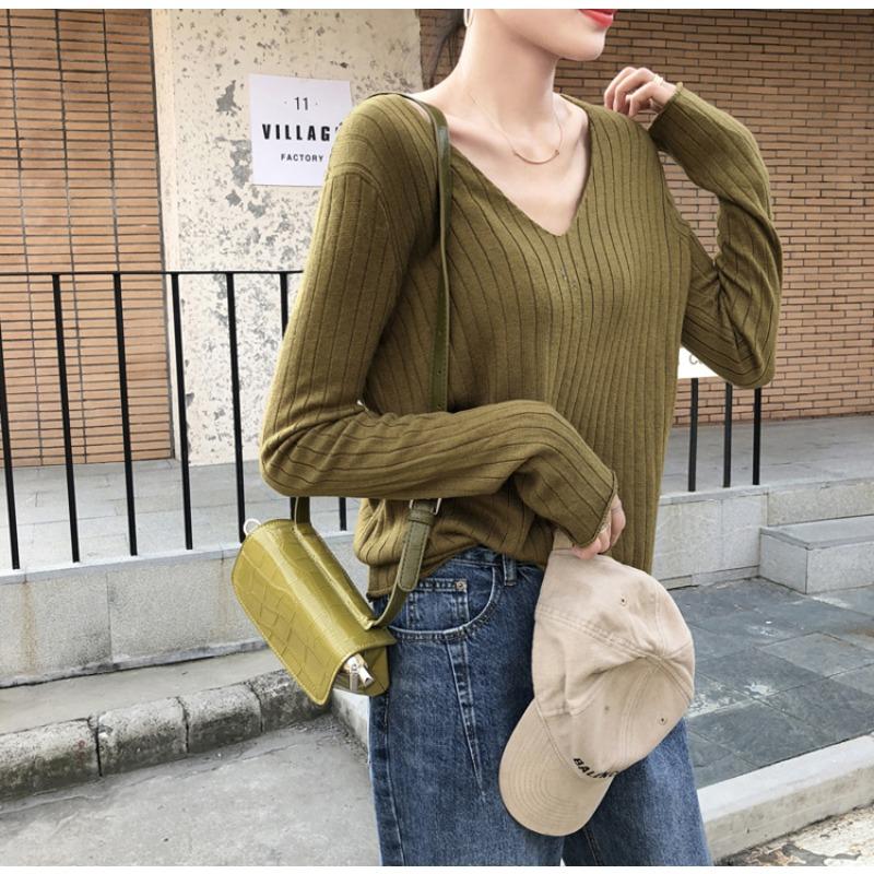 

Spring and autumn lazy style long-sleeved autumn clothes women s outerwear, loose pullover v-neck T-shirt sweater all-match top 1739# One Size оливковое зеленый