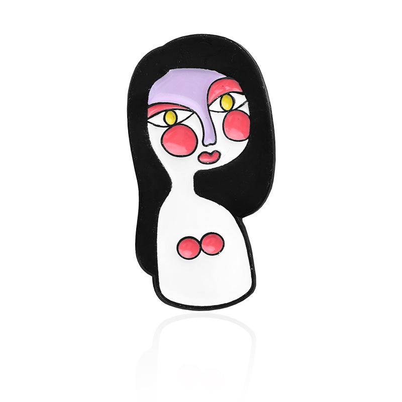 Chic Personalized Brooches: Stylish and Quirky Accessories for Women