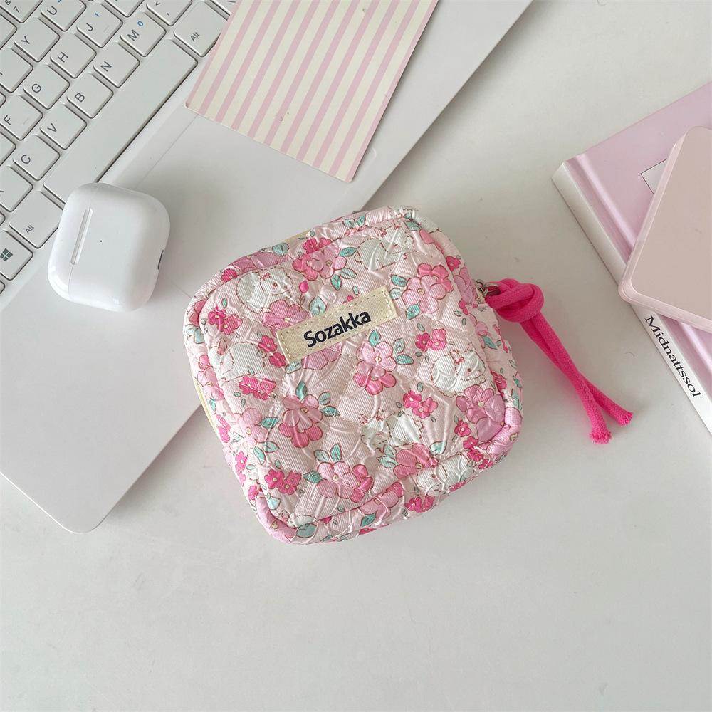 Mini Cute Square Cosmetic Bag Women Portable Earphones Lipstick Sanitary Napkins Storage Pouch Small Makeup Zipper Bags Purse