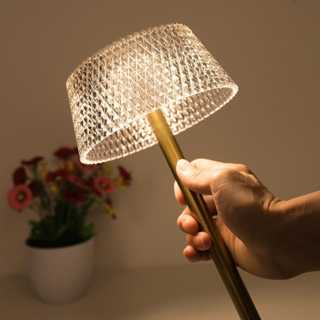 Minimally luxurious LED desk lamp, touch charging tri color lamp, bedroom, study, bedside atmosphere decoration