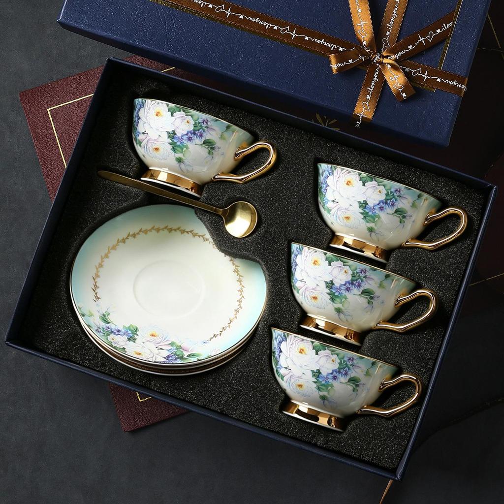 Elegante Set Regalo Tazze da Caffè e Sottotazze in Ceramica Stile Europeo