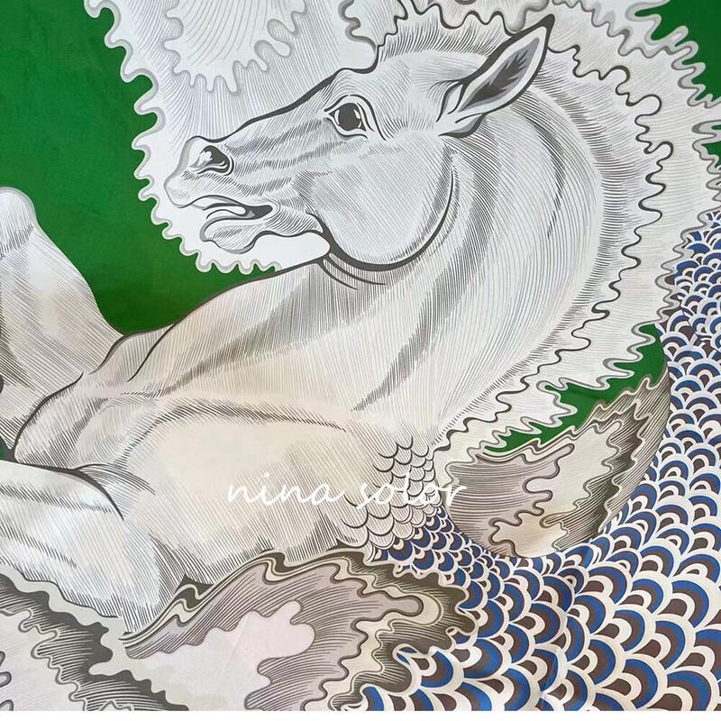 NINA SOLOR Double-Sided Silk Scarf