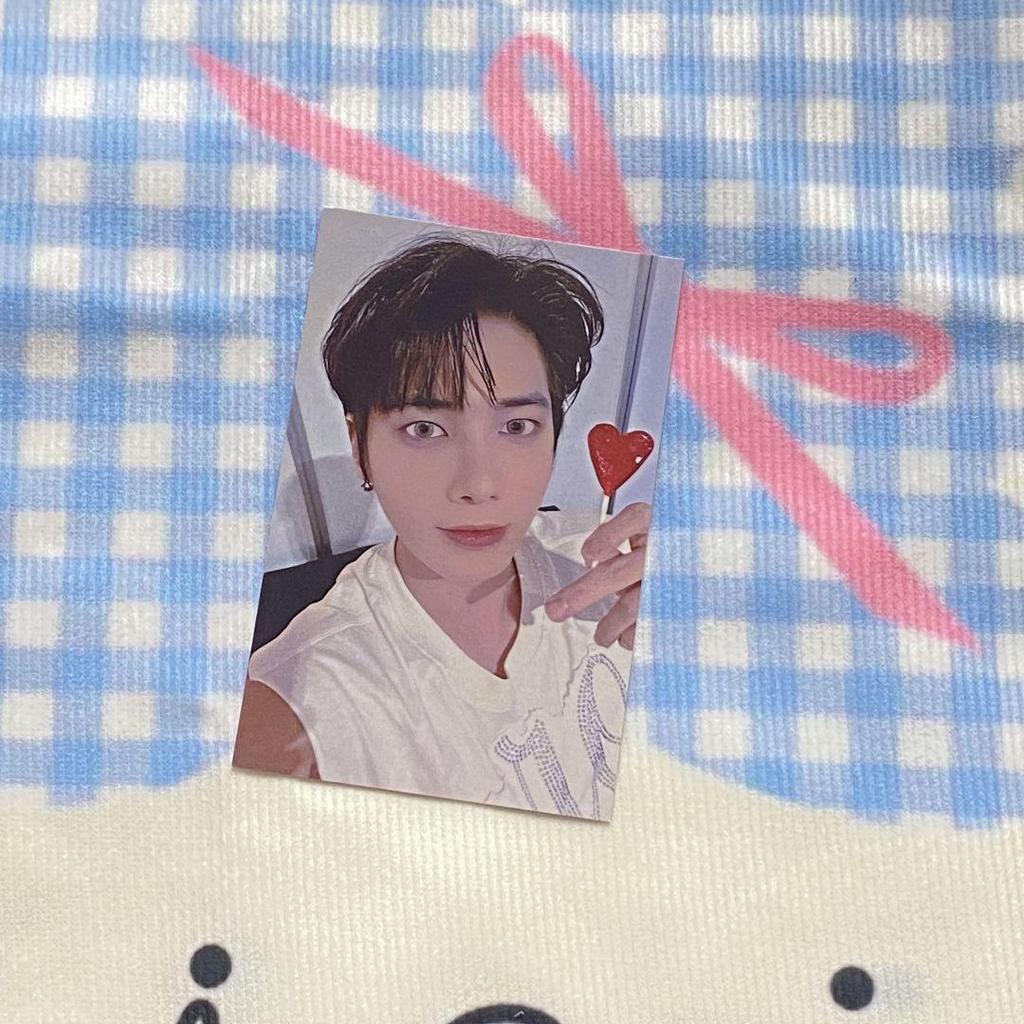 [USED] TXT Taehyung Love Language Korean Public Broadcast Trading Card