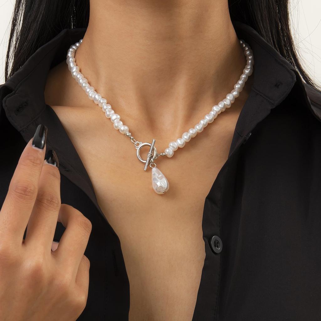 Elegant Irregular Imitation Pearl Beads Necklace for Women Vintage Party Wedding Tassels Choker Fashion Jewelry Accessories Gift