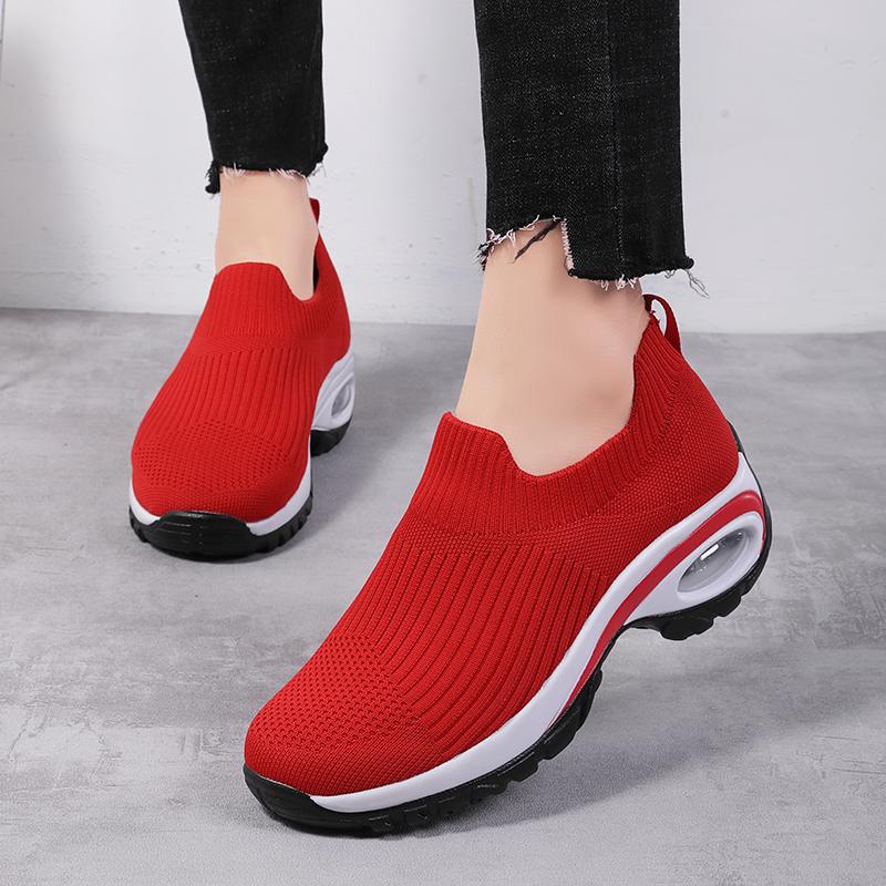Leisure Sports Shoes Women's Safety Breathable New Sweater Shoes Running Super Mesh Breathable Vulcanized Shoes Women's Shoes