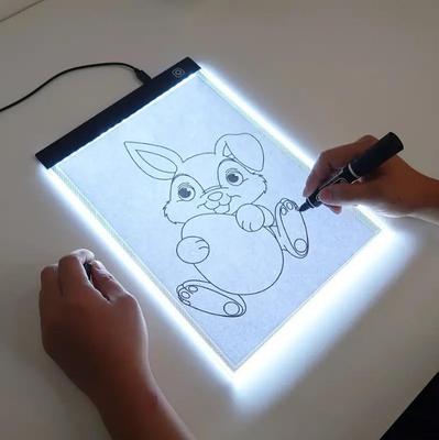 Tableau Lumineux LED Réglable pour le Calque et le Dessin - Planche à Copier pour Enfants avec Connexion USB