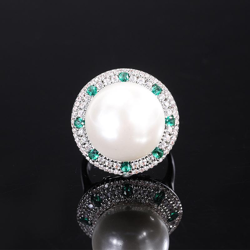 

Ювелирные изделия Инкрустированные Белые Бусины Цветная Инкрустация Бриллиант Круглое Кольцо 14 мм Подвеска 16 мм Женский Комплект