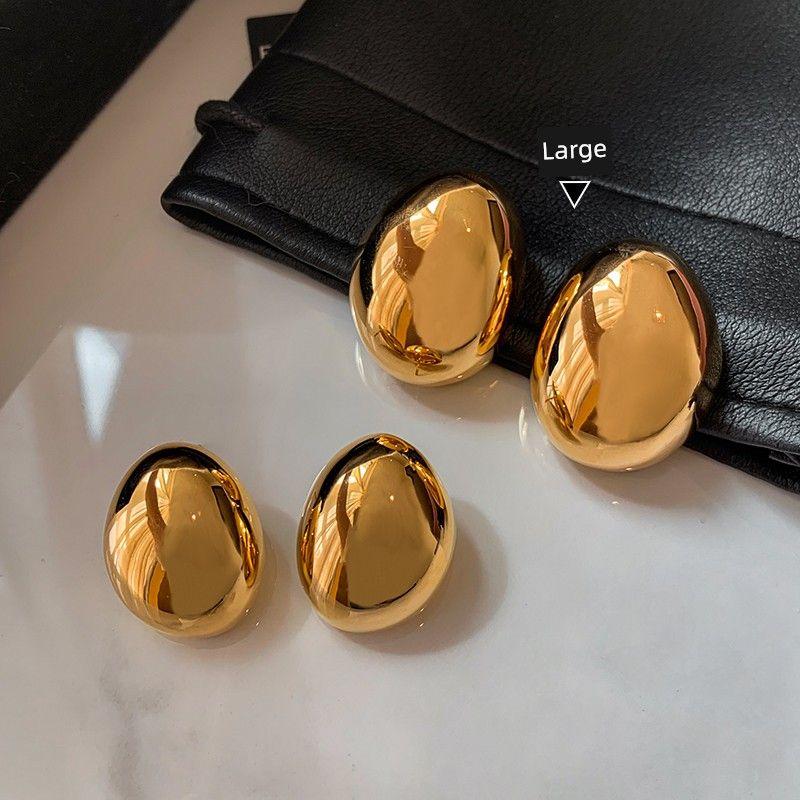 Style Metal Heavy-Duty Exaggerated Large Earrings for Women, High-End, Face-Slimming, Light Luxury, Premium Feel, 2026 New Model, Gold Earrings
