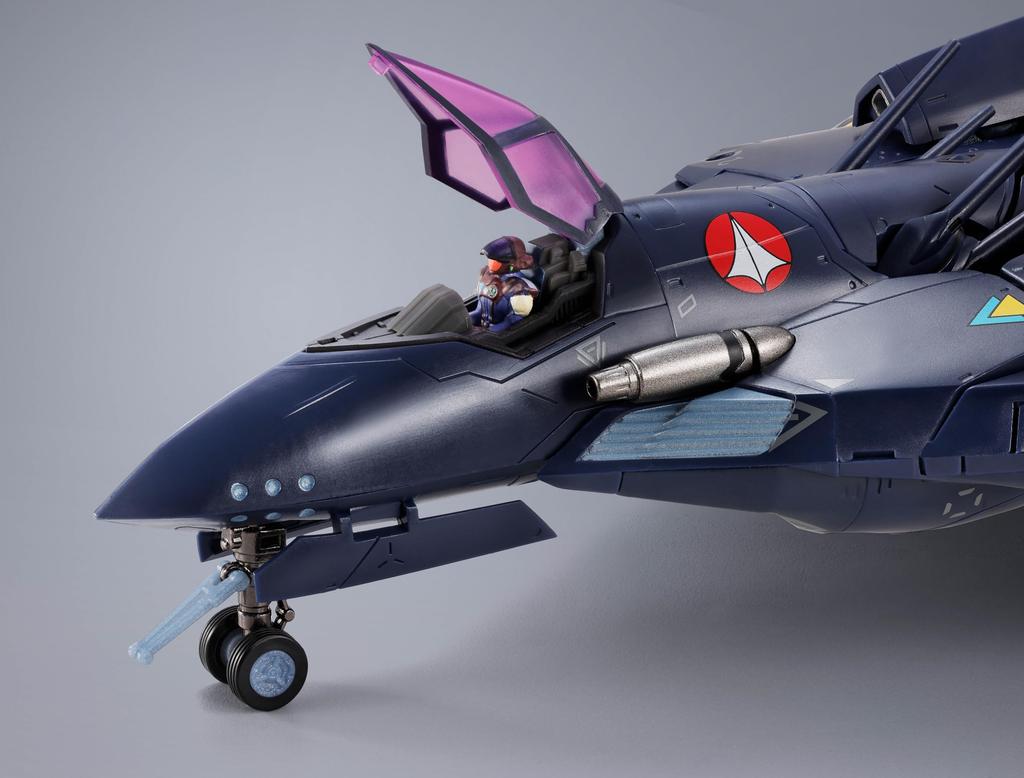 Tamashii Nations DX Chogokin Macross 7 VF-17S Nightmare Stealth Valkyrie Gumlin Kizaki Machine 250mm ABS Metal PVC Movable Figure