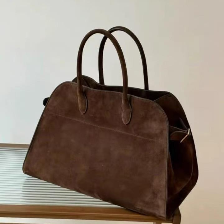 High-Capacity Retro Tote Handbag for Women - Autumn/Winter Collection