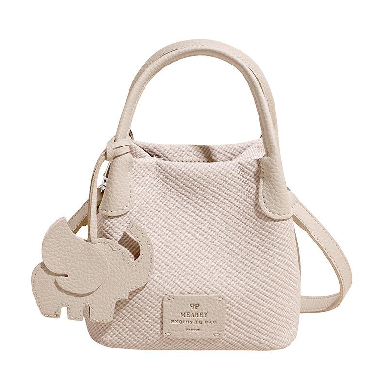 Korean version ins trendy fashion bucket bag women's 2025 spring simple and versatile shoulder bag high-end casual women's bag