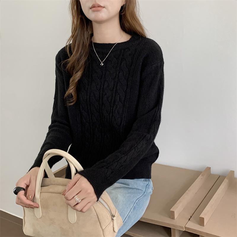 Women's Loose Korean Retro Cable Knit Sweater for Autumn/Winter