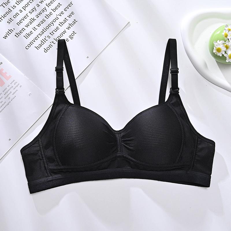 

Spring and summer solid color middle school students development period cotton bra without steel ring breathable thin new bra 38/85ab through cup чорний