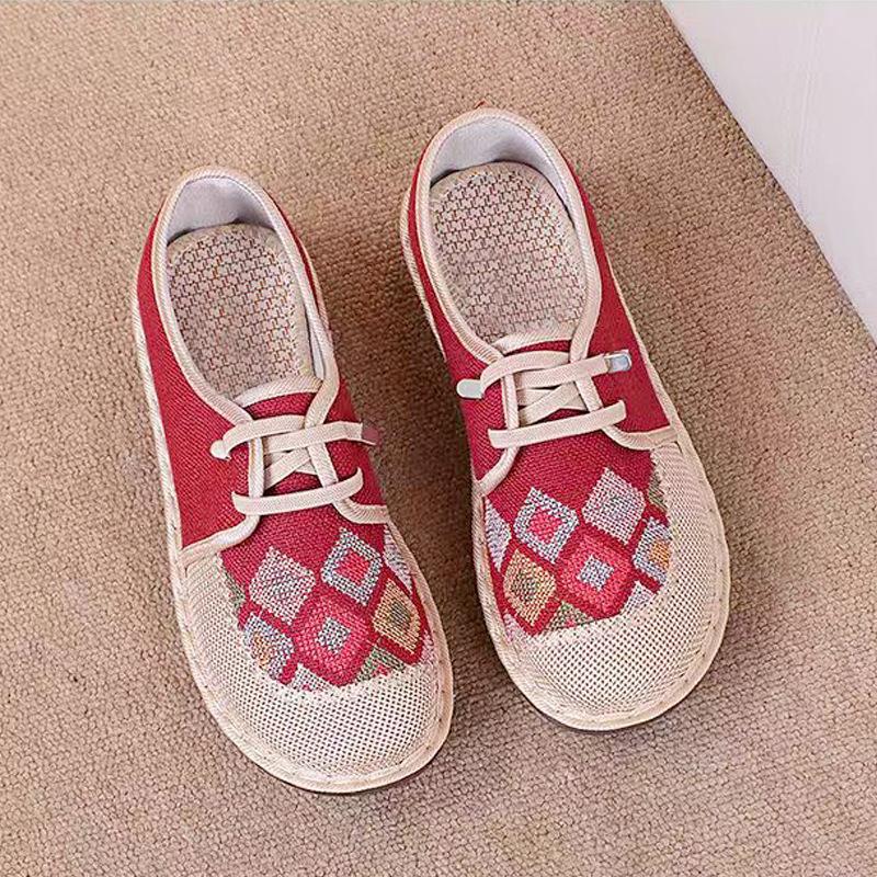 New Old Beijing Cloth Shoes Embroidered Women's Shoes Non-slip Soft Sole Middle-aged and Elderly Mother Shoes Retro Ethnic Style Flat-soled Single S