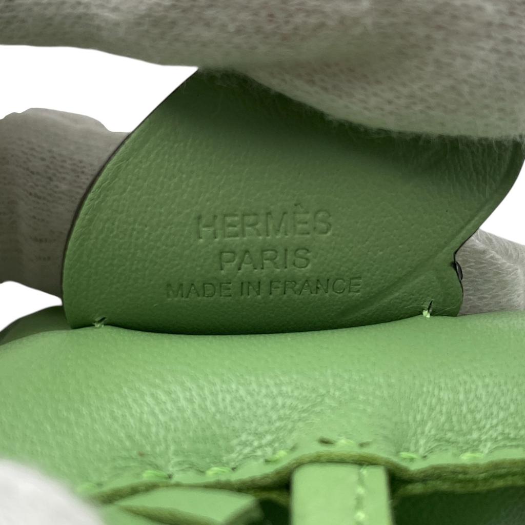 Gebrauchter HERMES-Charm Grün System Anyo Miro Damen