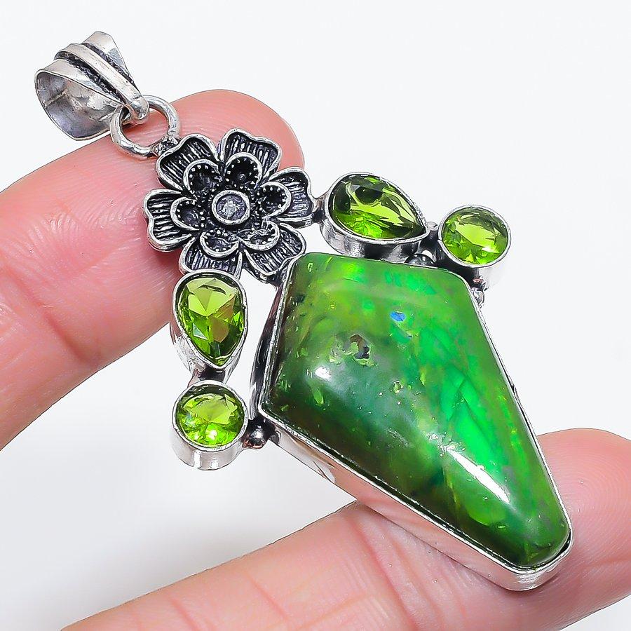 Green Labradorite, Peridot Gemstone 925 Sterling Silver Pendant 2.64"