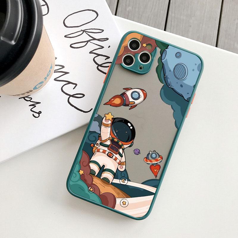 Cartoon Outer Space Astronaut Planet Phone Cases For iPhone 16 11 12 14 13 Pro Max 15 Plus 7 8 Plus SE2 X XR XS Shockproof Cover