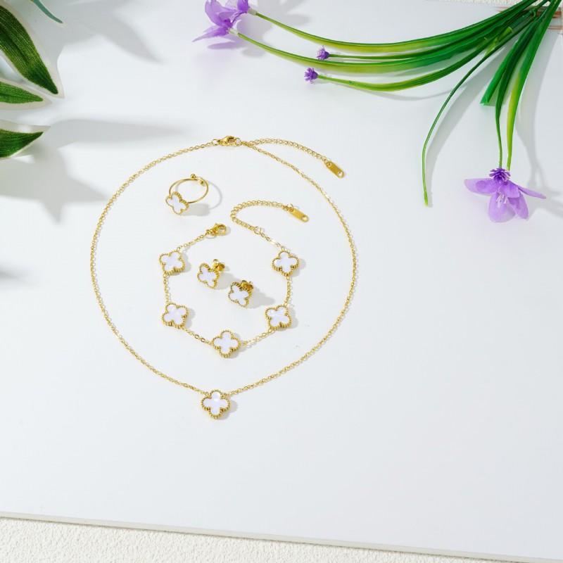 4-Piece Clover Flower Shell Jewelry Set Women - Necklace Bracelet Earrings In Titanium Steel With O-Link Chain