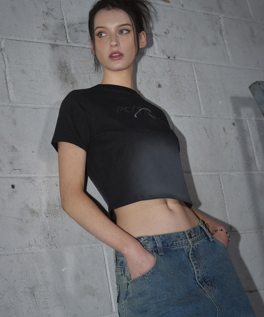 Ledeoli Vintage Slim Crop Top [Washed Black]