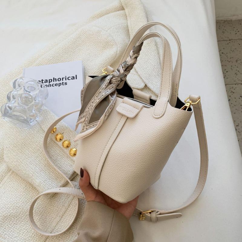 Premium Mobile Phone Bag Women's Fashion Versatile New Dishes Handbag Texture Messenger Bag Bucket Bag