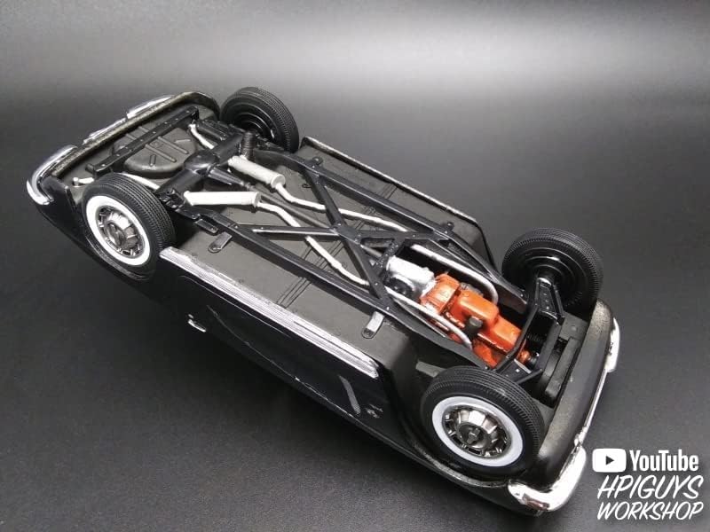 Platz AMT 1962 Chevrolet Corvette 3in1 Plastic Model AMT1318 1/25