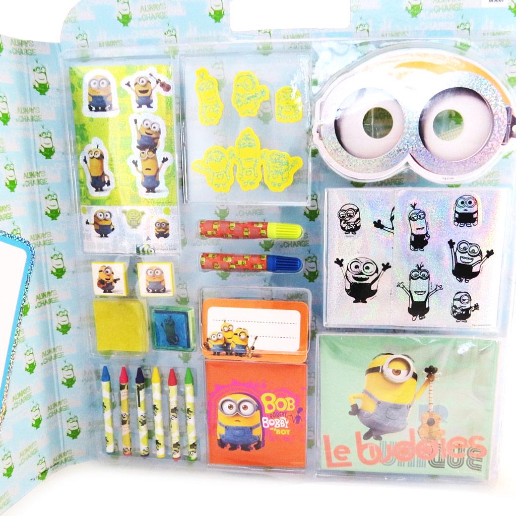 Regina Zăpezii [M9807] - Set Mega de desene 'Minions' (45 piese) 44,5x40x3 cm