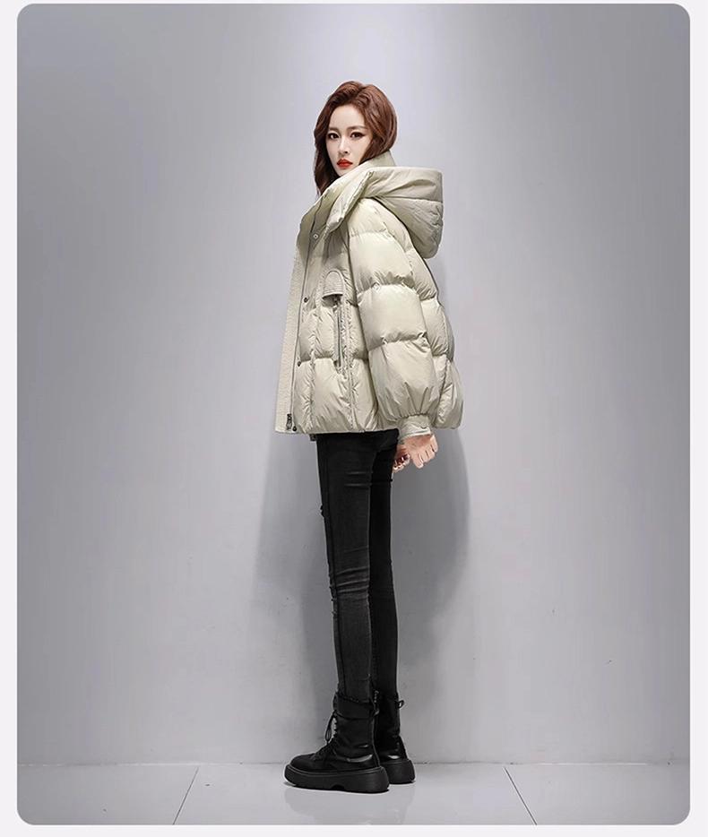 Women’s Short Hooded Windproof Thicken Warm Winter Jacket