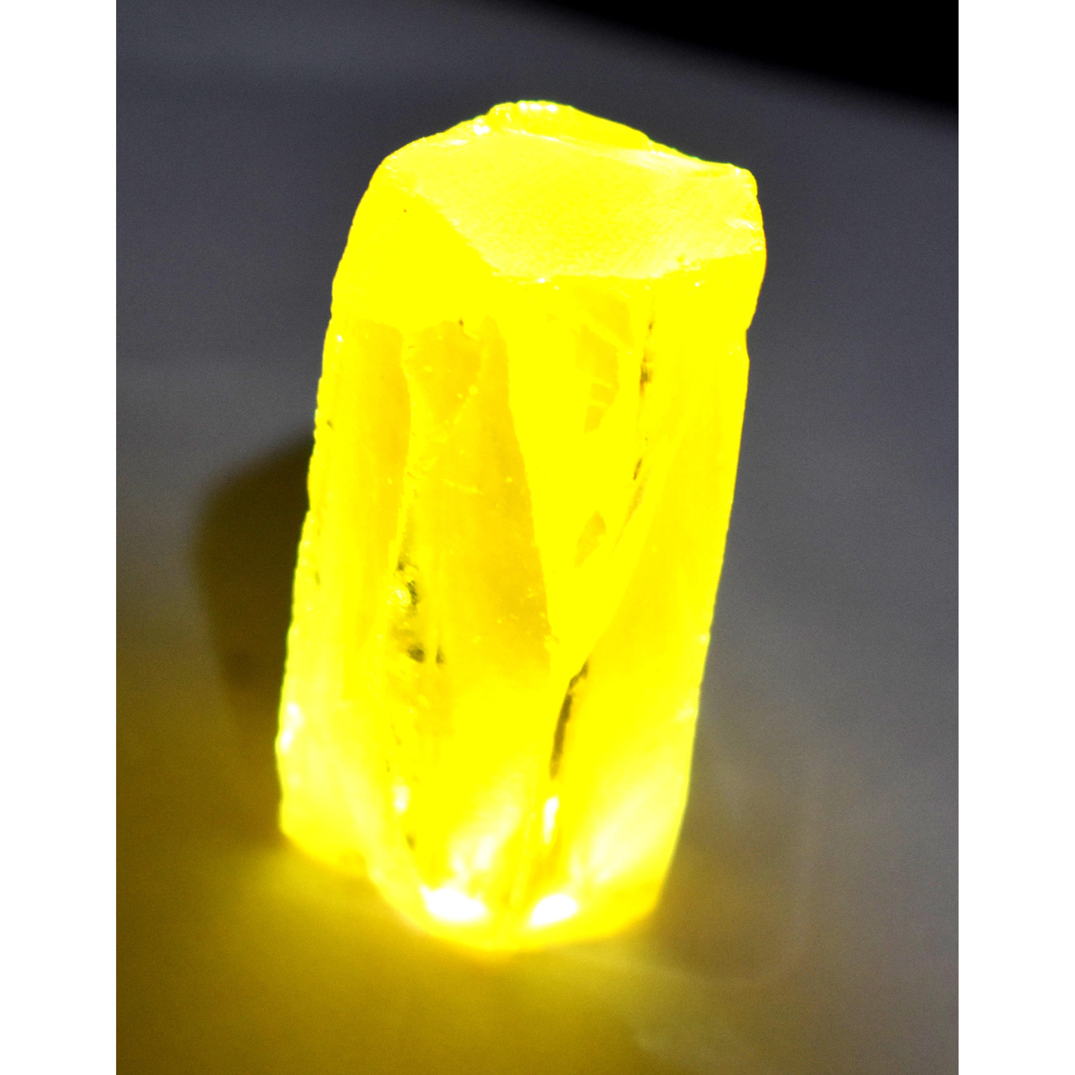 

286.57 Ct Natural YELLOW Sapphire Uncut Rough Stone CERTIFIED Loose Gemstone AM-508 66.8 mm approx жовтий