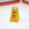 Miniature Toy House Wet Floor Warning Sign Educational Role-playing Decoration Decora Z3A7