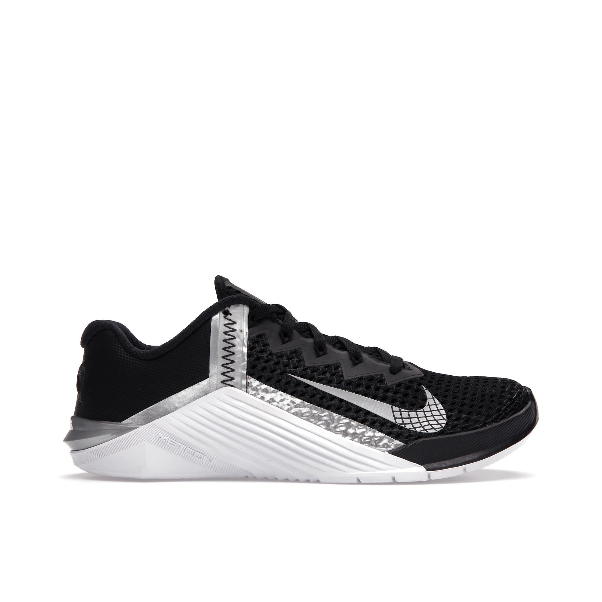 

Черные женские кроссовки Nike Metcon 6 серебристо-металлик AT3160-010