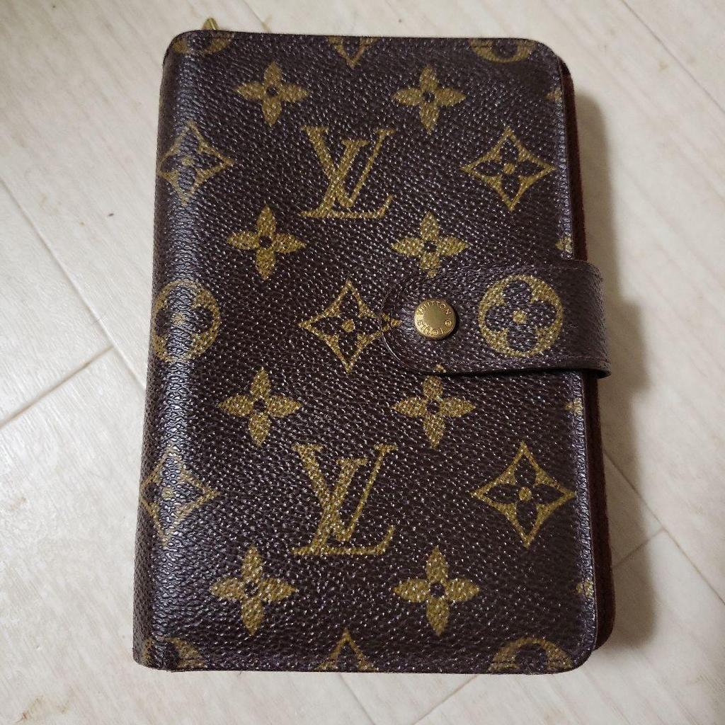 Used LOUIS VUITTON Monogram Bifold Wallet